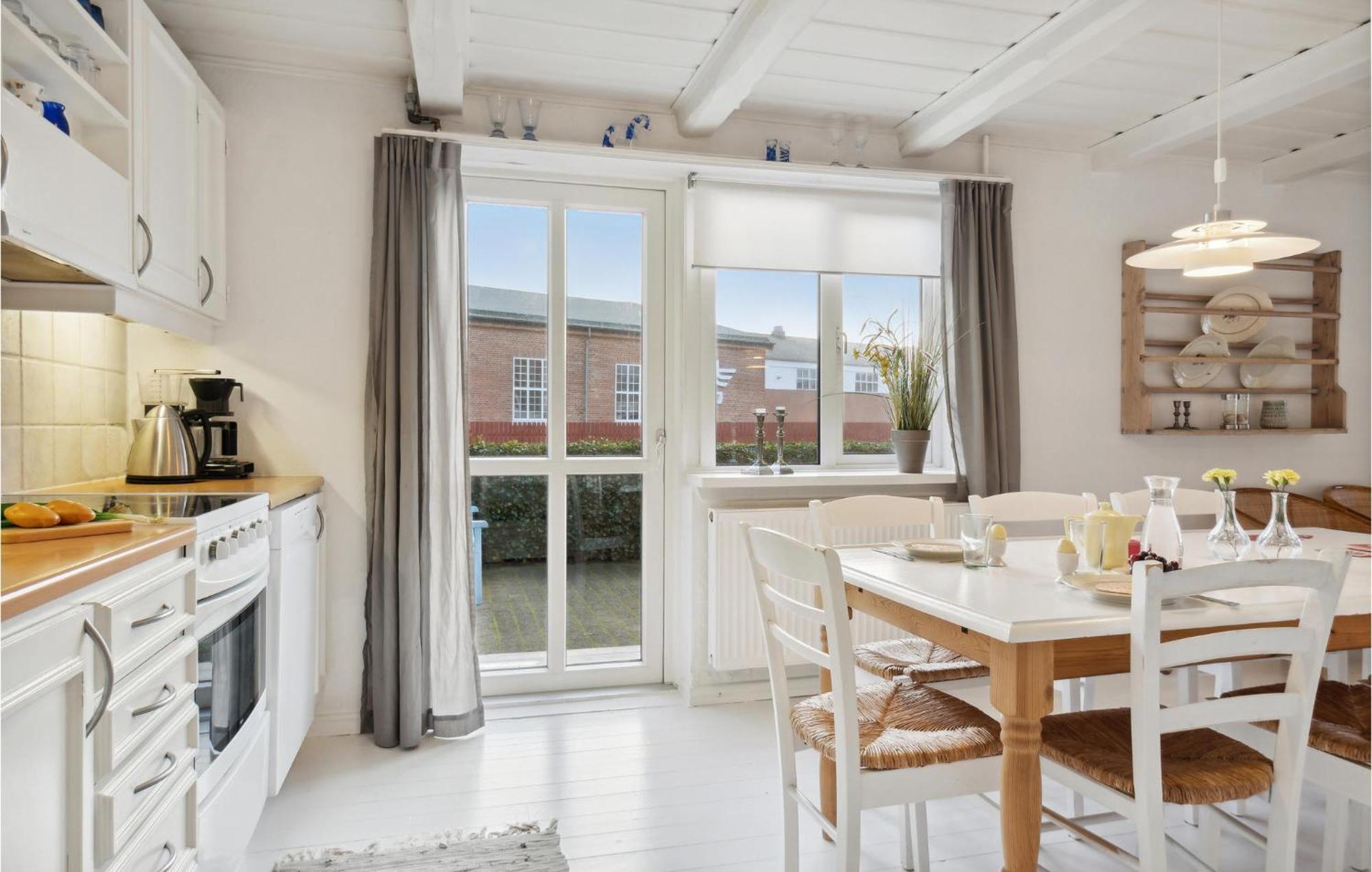 4 Bedroom Beautiful Home In スケーエン エクステリア 写真